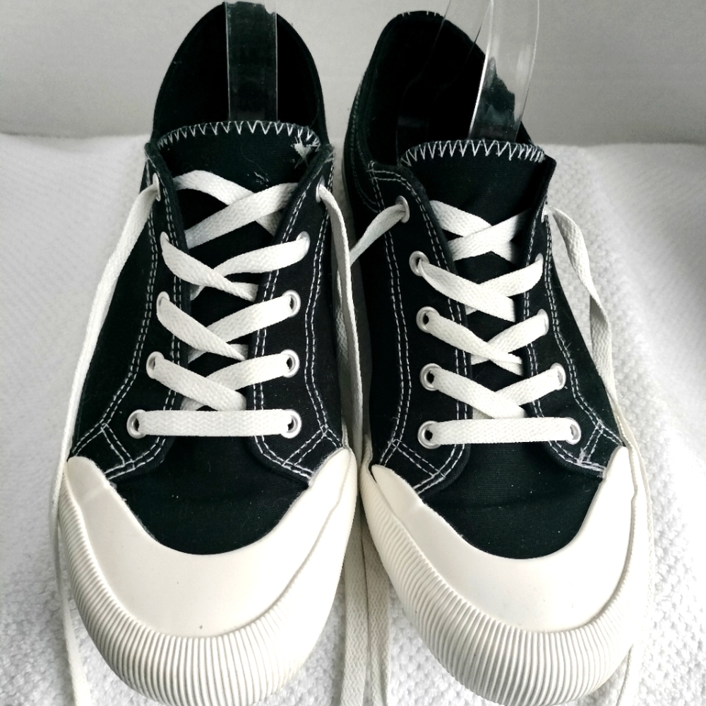 Arizona Annie Women's Black Sneakers Sz 10M